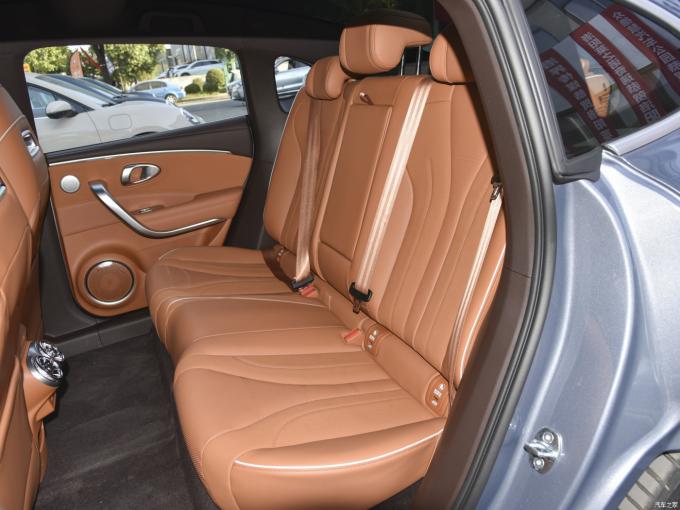 2024 Ora Cat EV Car Grand Cat Lighting Cat Dark Night Versie 555km 204HP 10